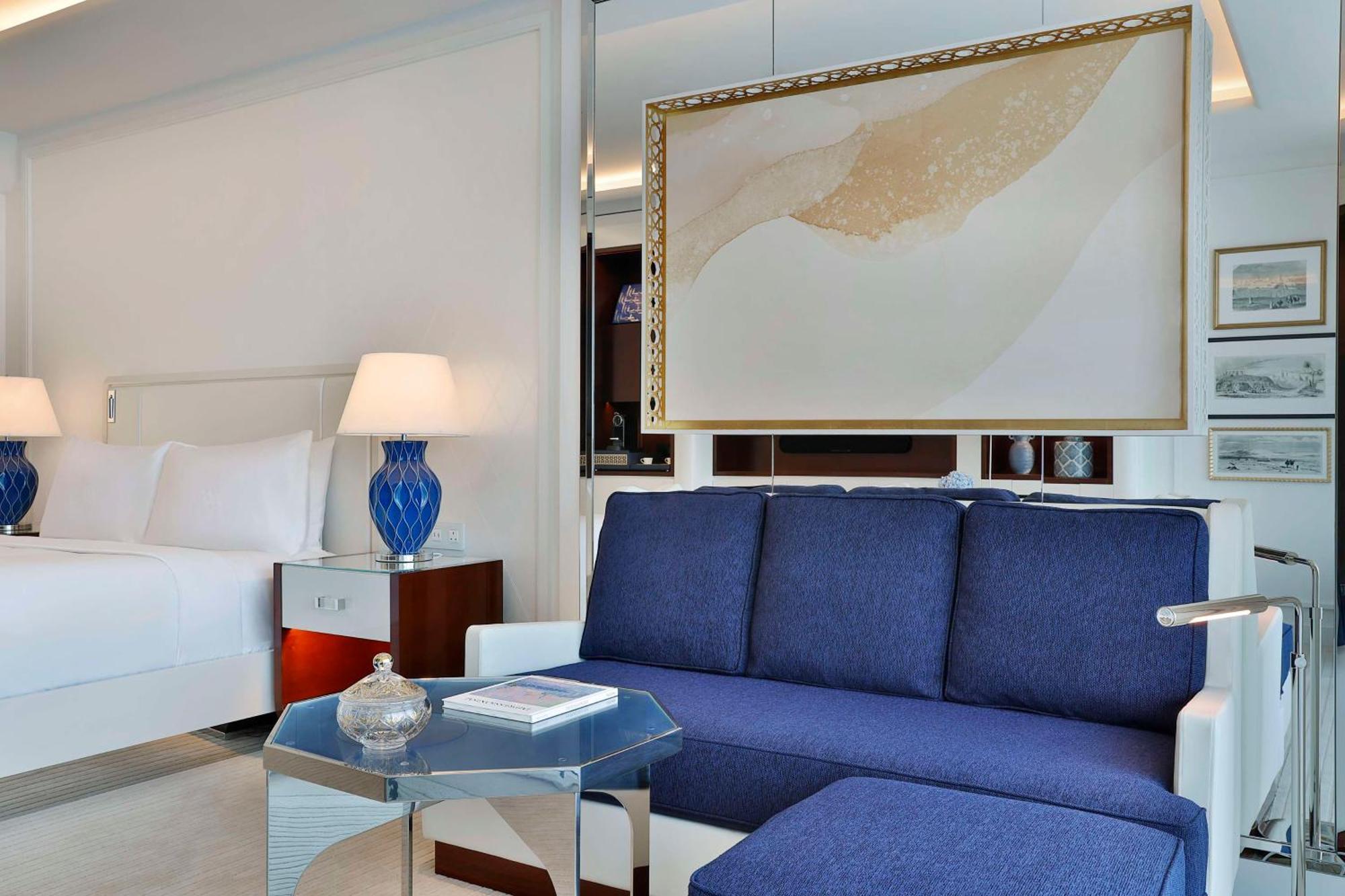 Waldorf Astoria Doha Lusail Εξωτερικό φωτογραφία A suite at the Atlantis Paradise Island